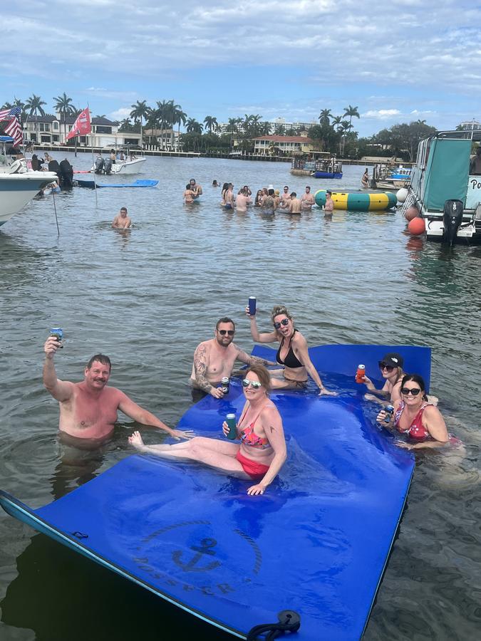 Fort Lauderdale pontoon charter boat party group photo 16